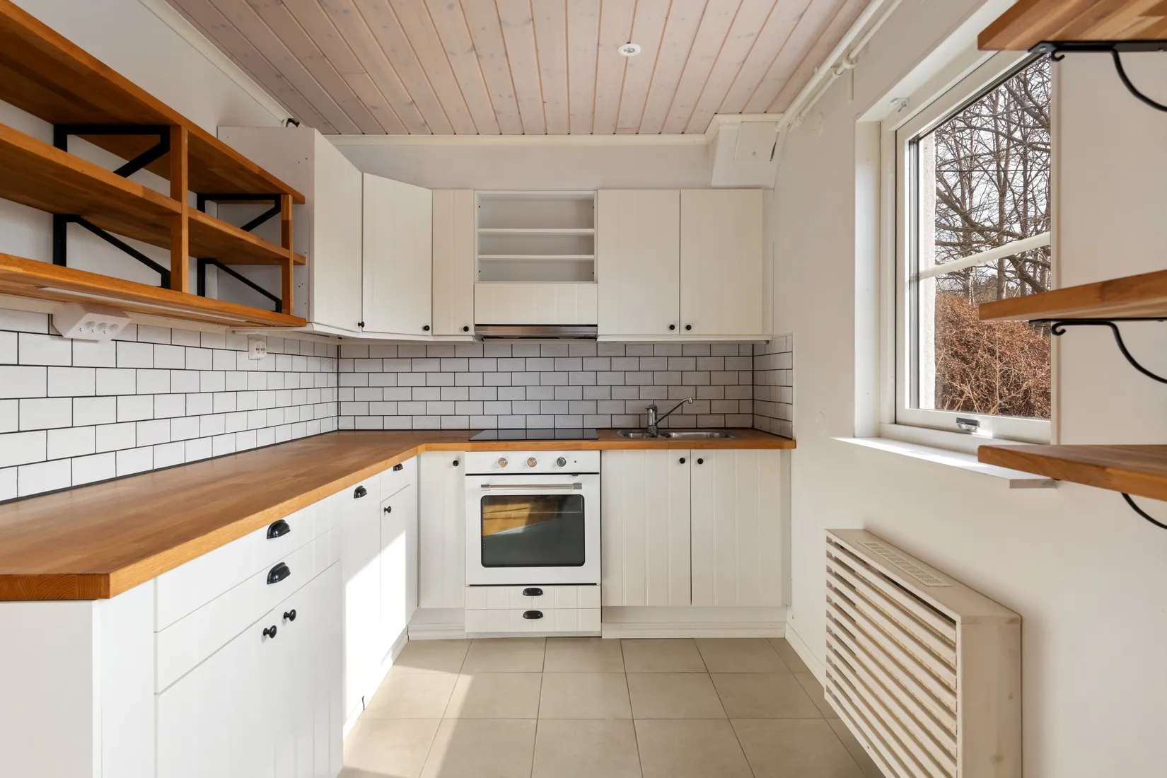 Bostadsrätt, Tallvägen 1E, Viggbyholm, Täby