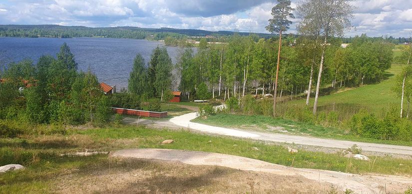 Tomt, Sandfallet 105, Lindesberg