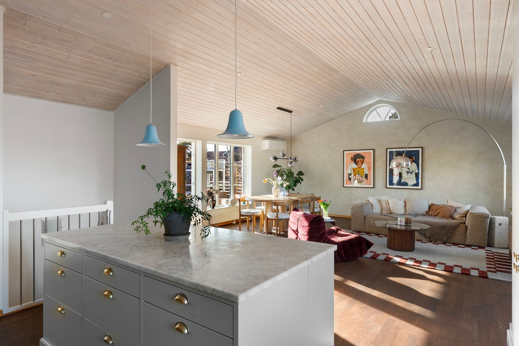 Villa, Snövits väg 12A, Centrala Trollbäcken, Tyresö