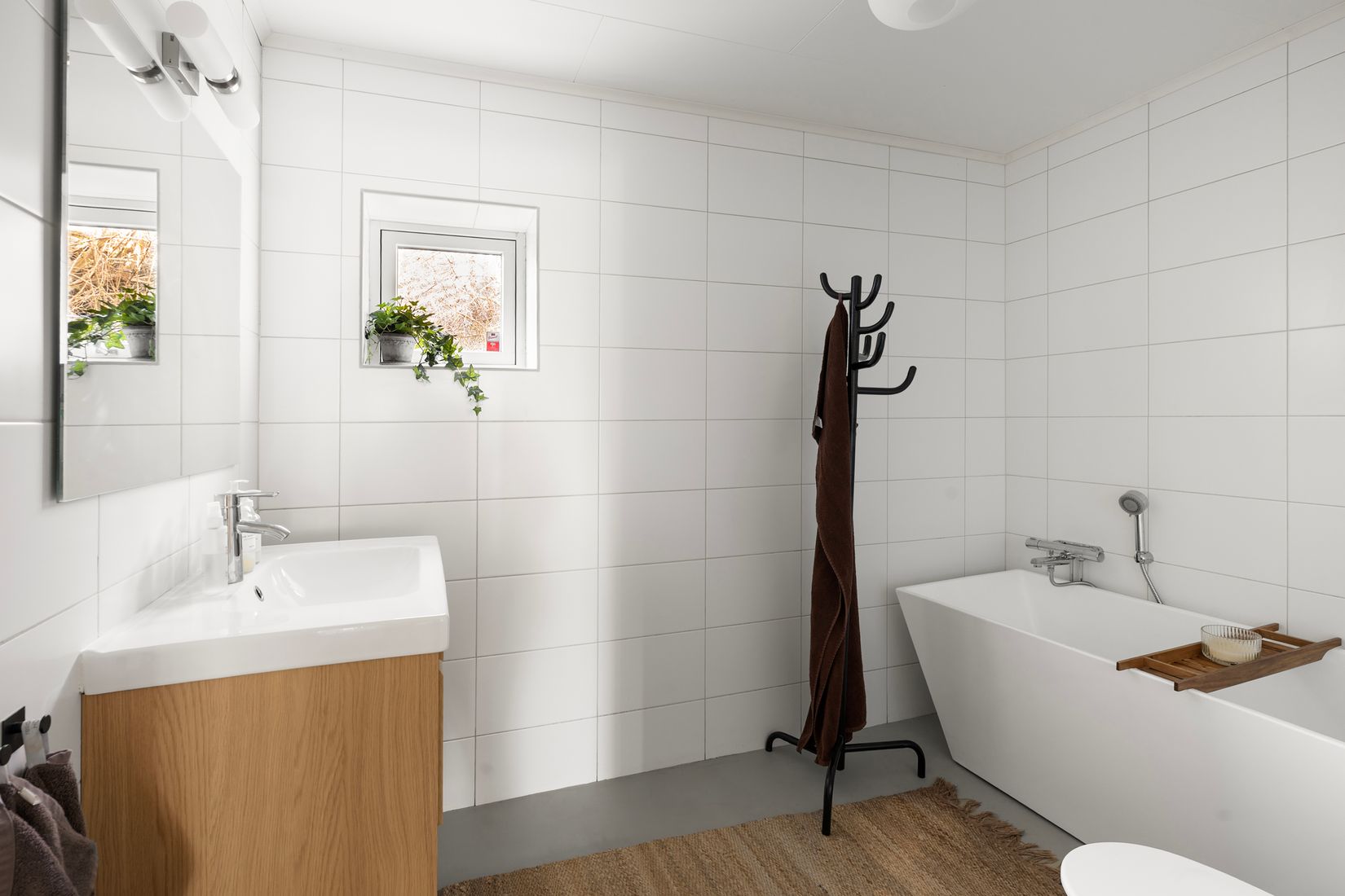 Villa, Snövits väg 12A, Centrala Trollbäcken, Tyresö