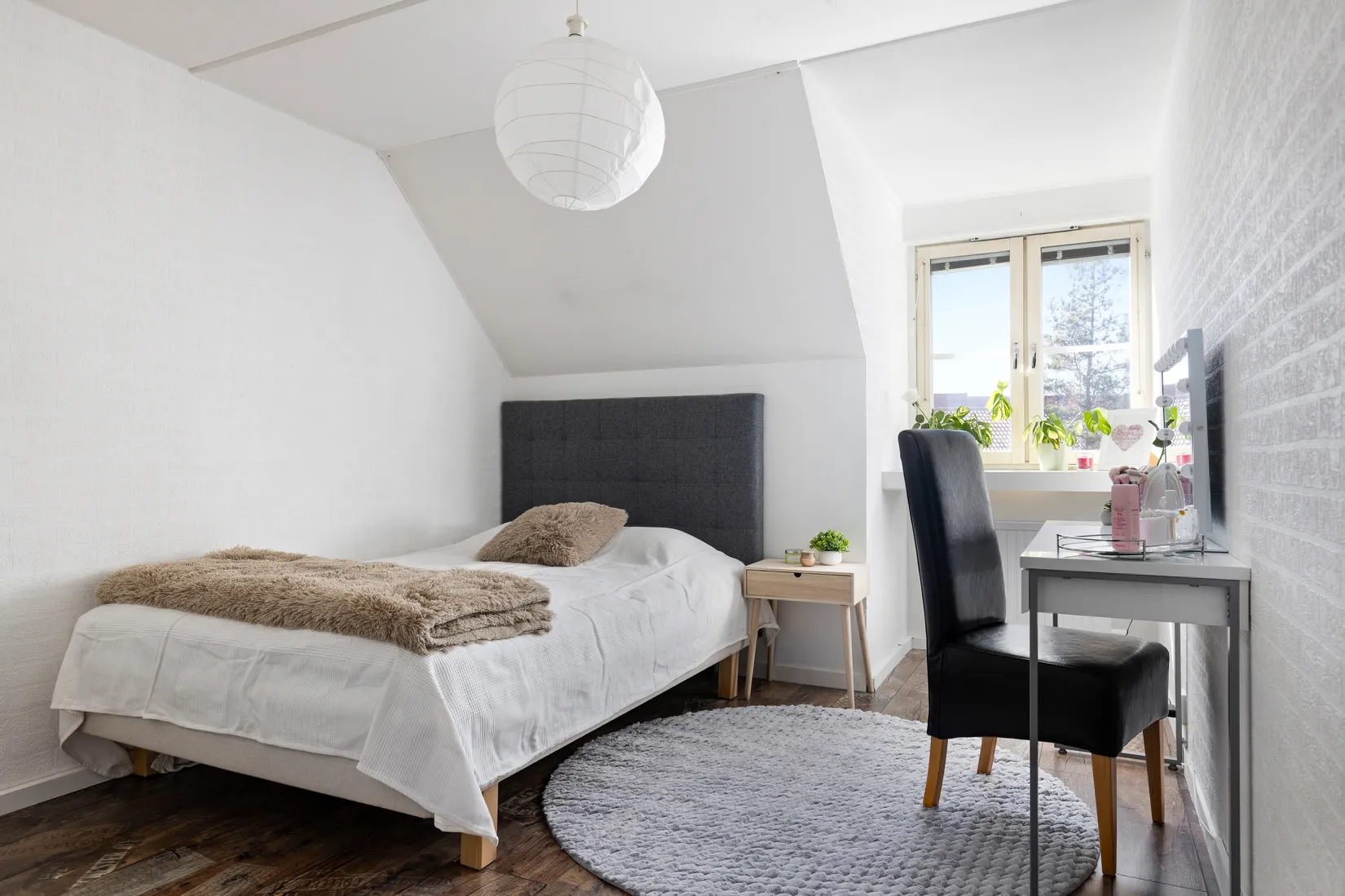 Bostadsrätt, Radhus, Björnspinnarvägen 139, Myrängen, Huddinge