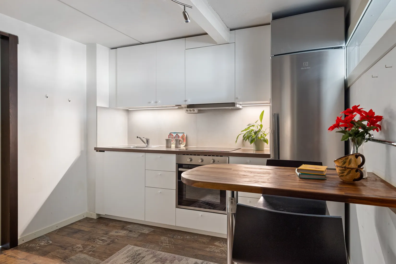 Bostadsrätt, Radhus, Björnspinnarvägen 139, Myrängen, Huddinge