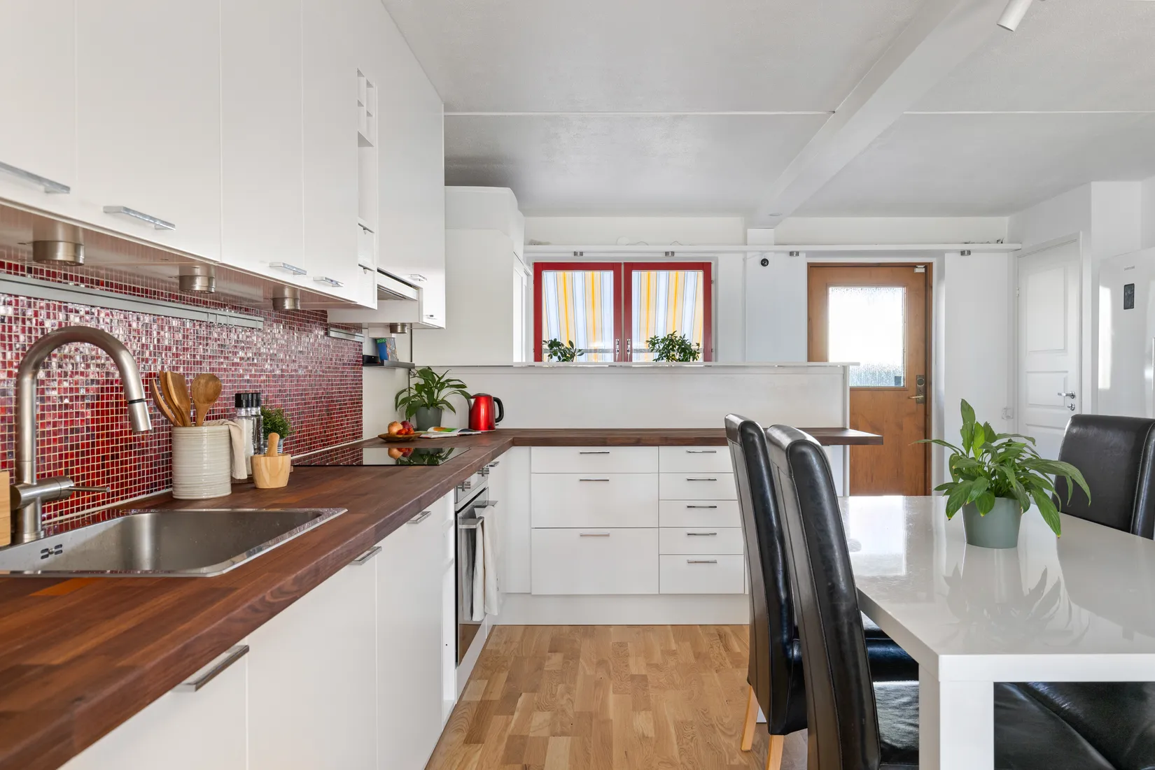 Bostadsrätt, Radhus, Björnspinnarvägen 139, Myrängen, Huddinge