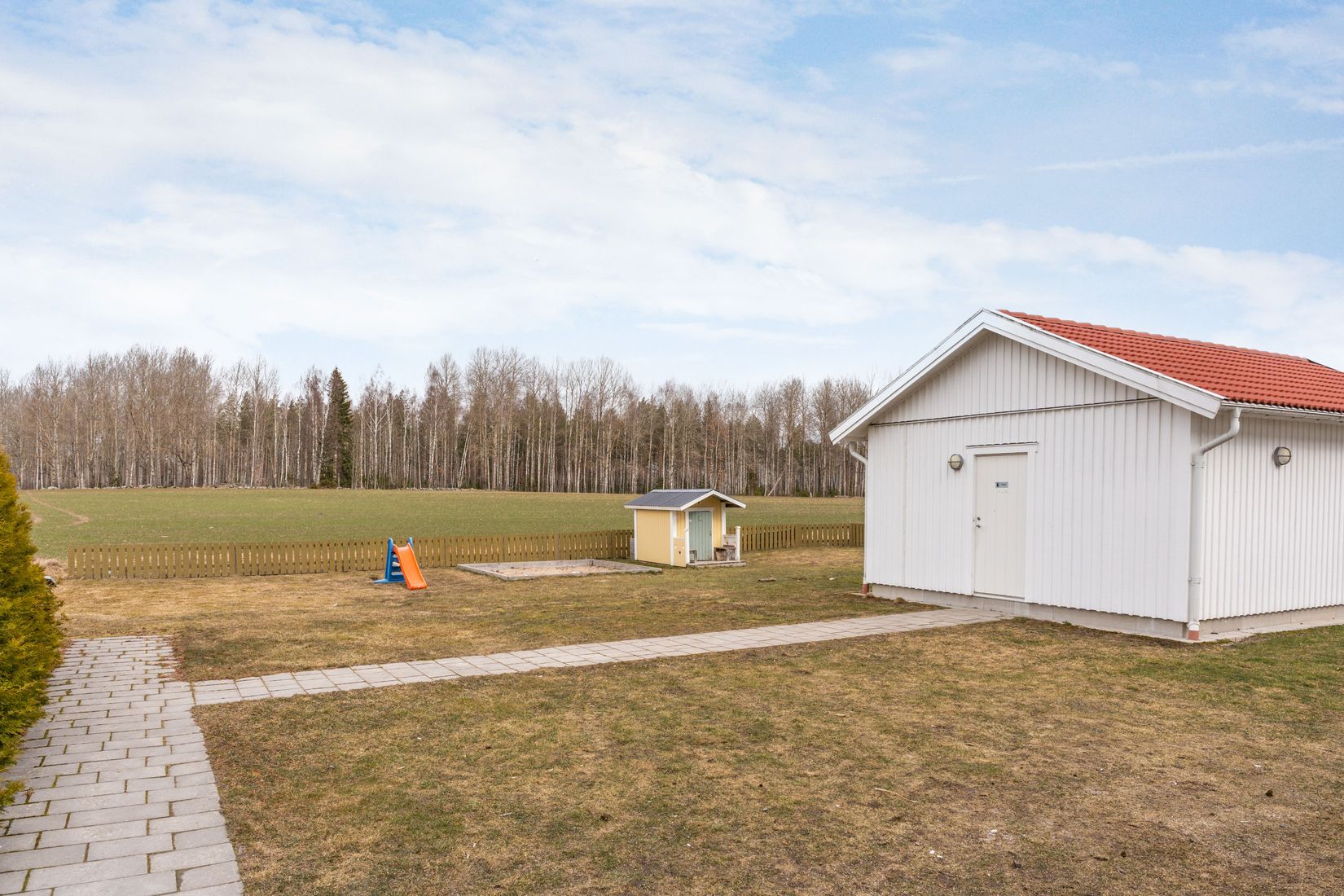 Bostadsrätt, Radhus, Citrongatan 6E, Nyponlunden, Örebro