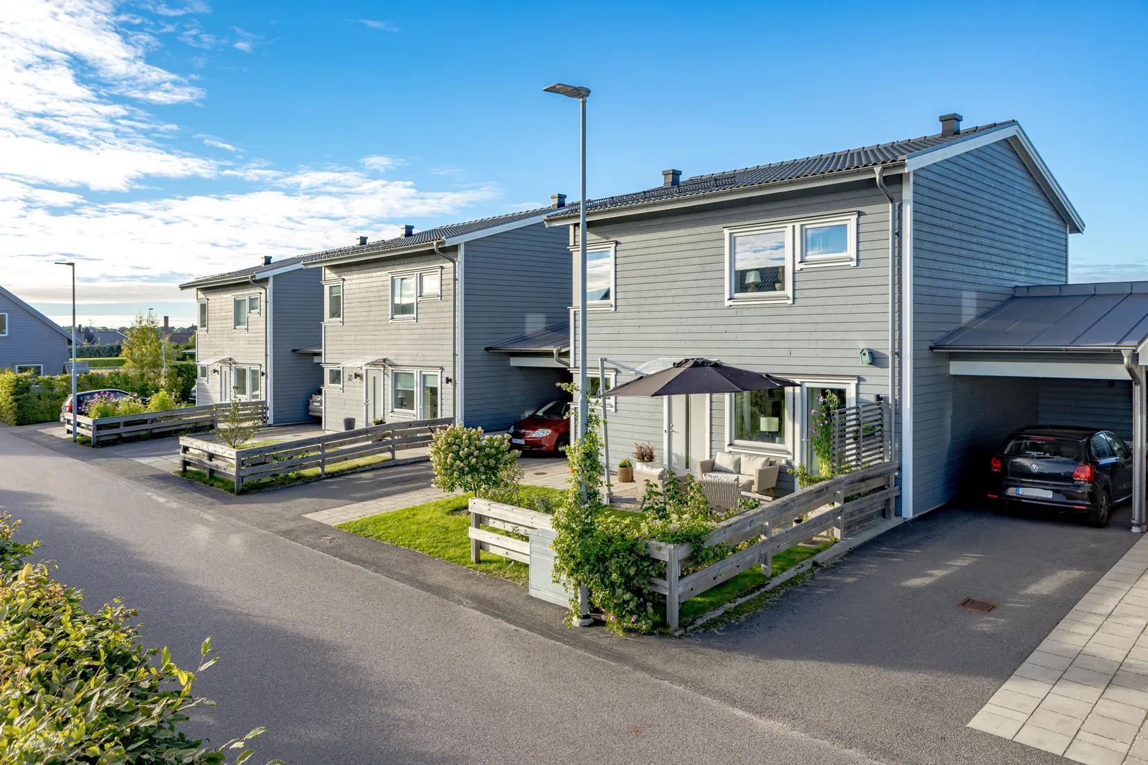 Radhus, Basfiolvägen 8, Dals Ängar , Falkenberg