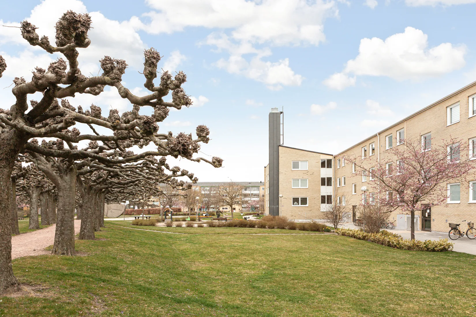 Bostadsrätt, Klörupsvägen 33, Gula Gården, Trelleborg