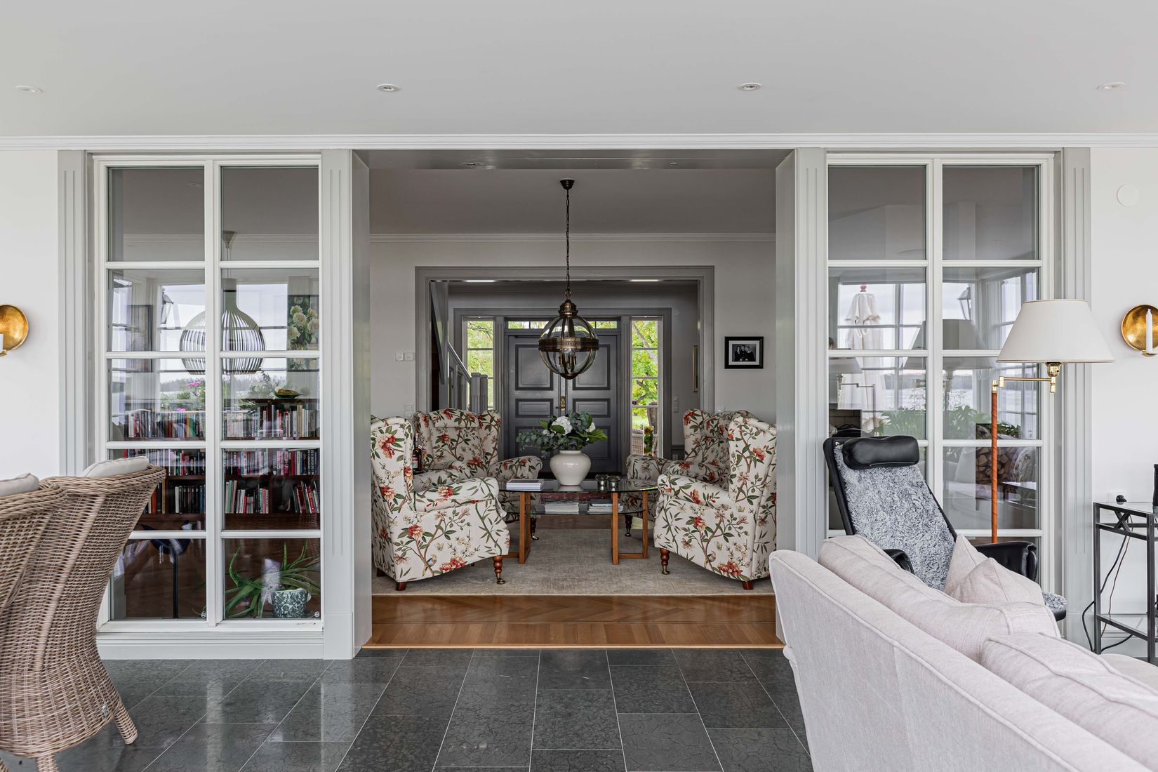 Villa, Bråvallavägen 10, Mälarbaden, Eskilstuna