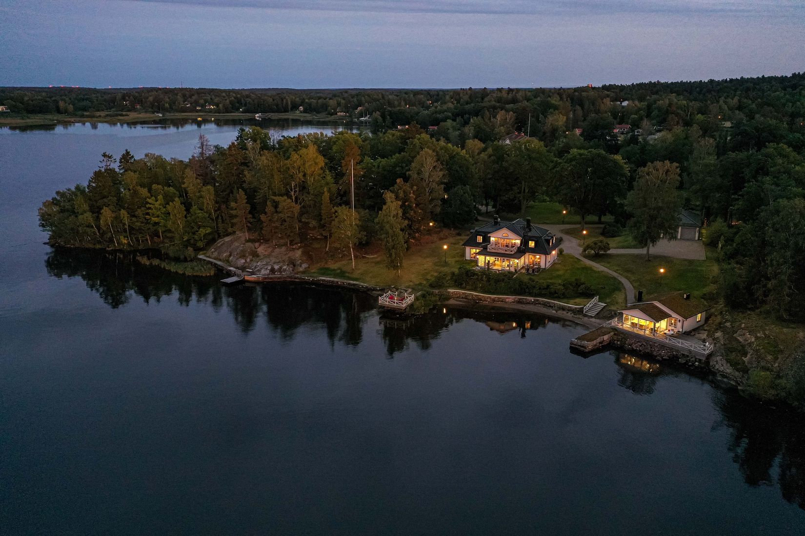 Villa, Bråvallavägen 10, Mälarbaden, Eskilstuna