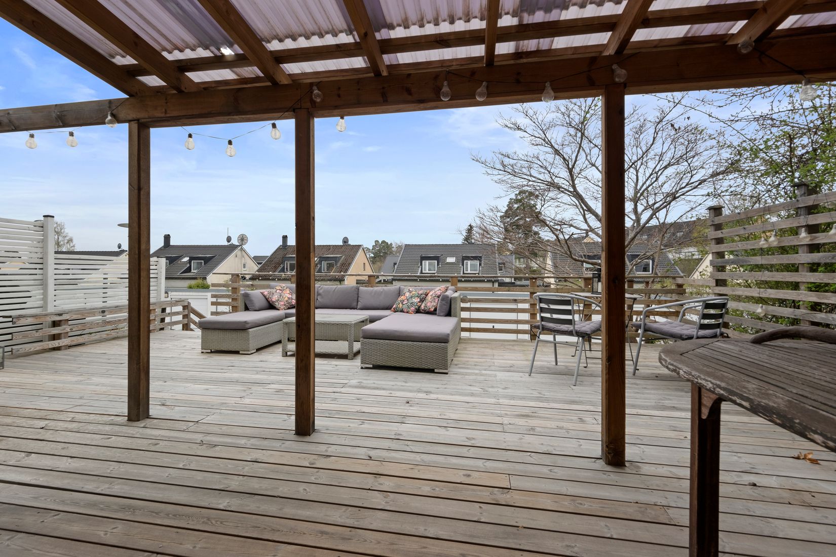 Villa, Radhus, Basgränd 127, Vällingby - Kälvesta, Stockholm