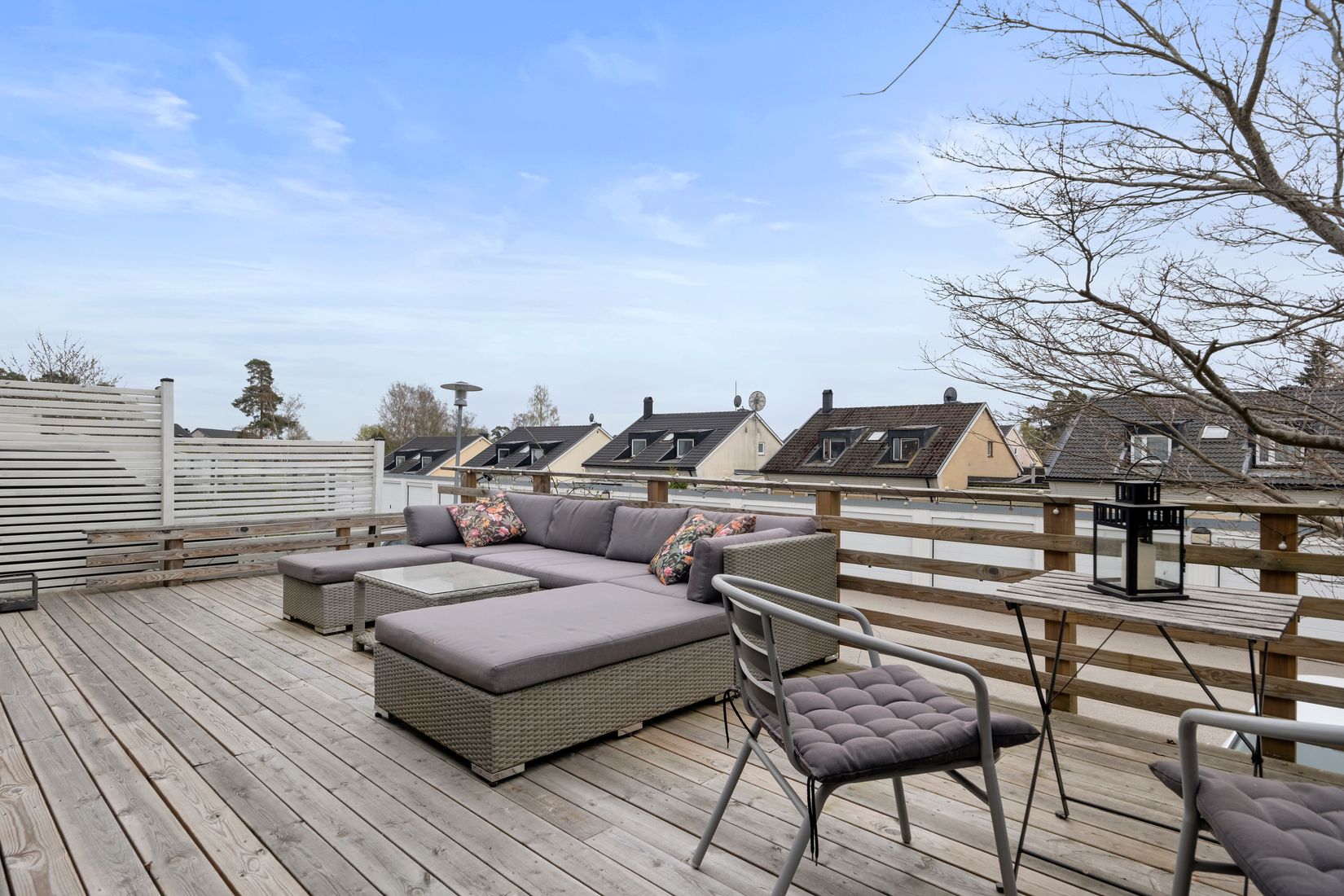 Villa, Radhus, Basgränd 127, Vällingby - Kälvesta, Stockholm