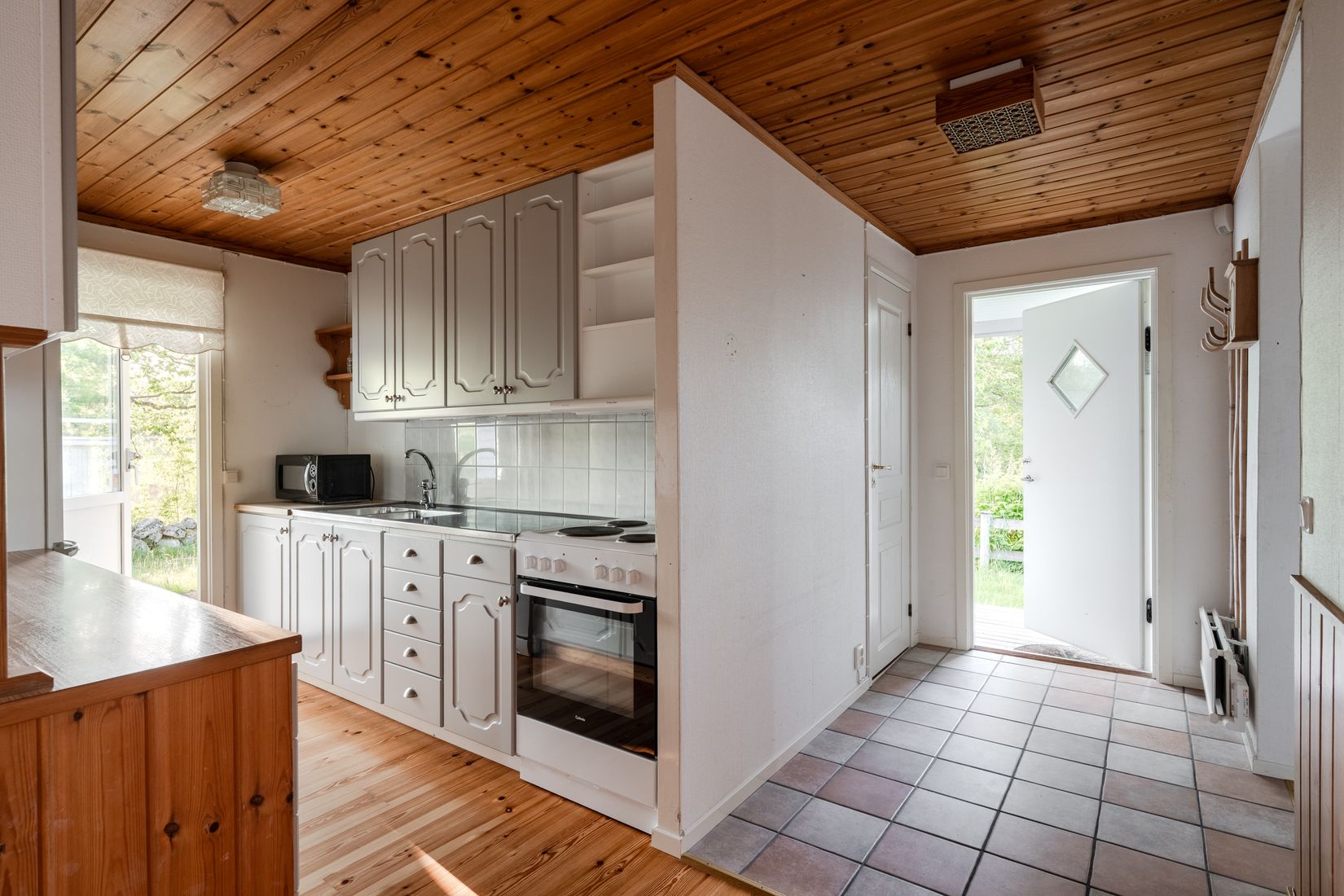 Villa, Kleva skog 111, Hakenäset, Tjörn