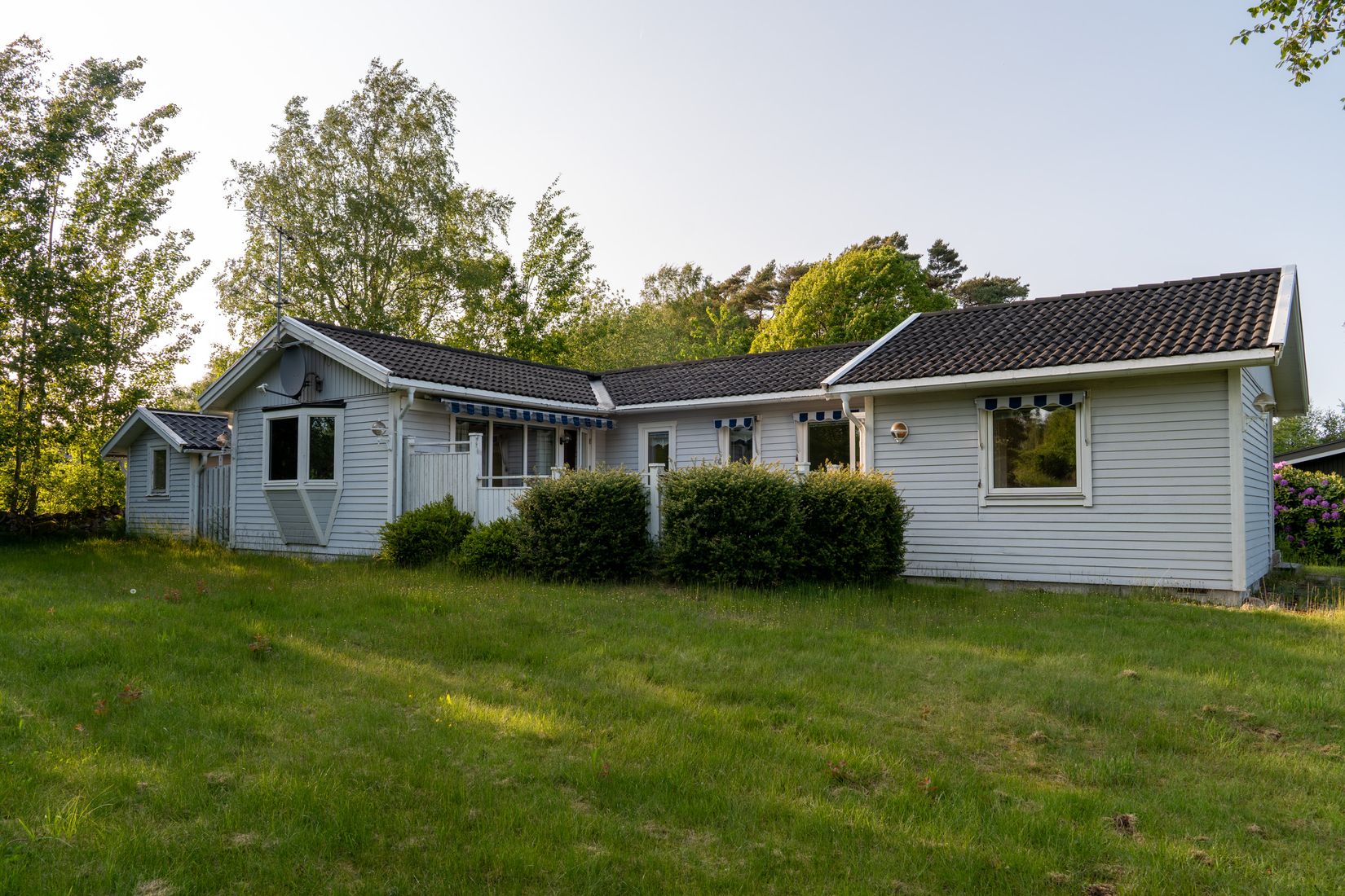 Villa, Kleva skog 111, Hakenäset, Tjörn