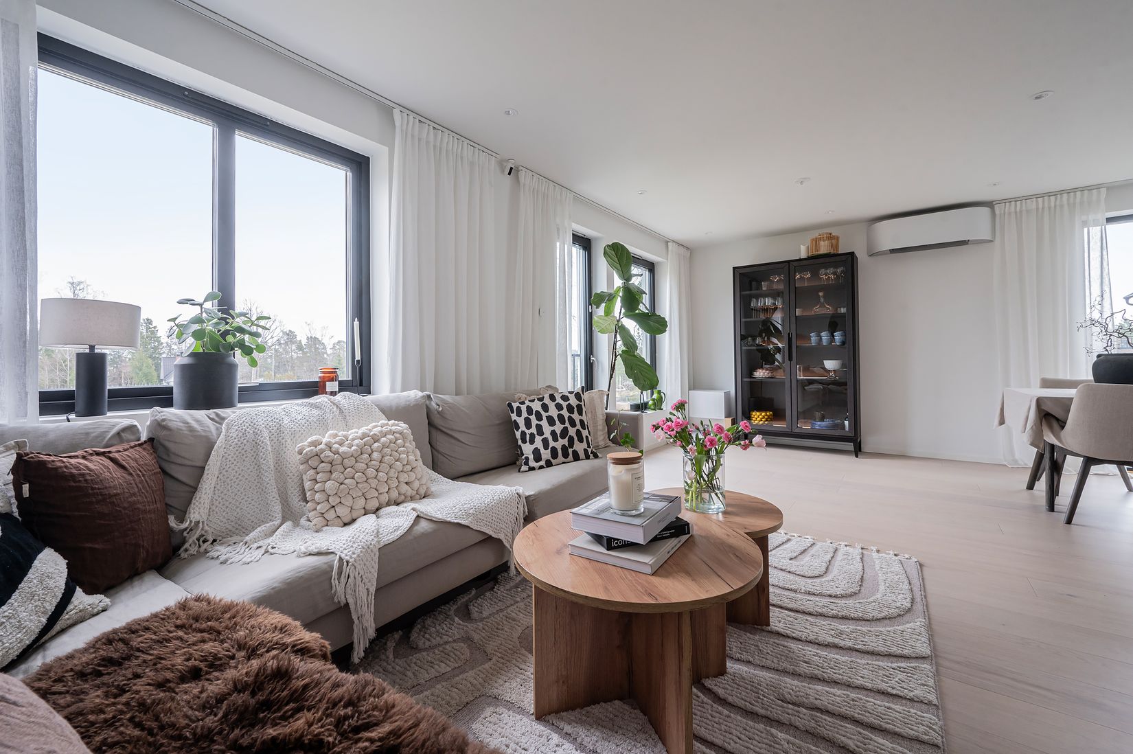 Radhus, Österängsvägen 23B, Gladö Kvarn, Huddinge