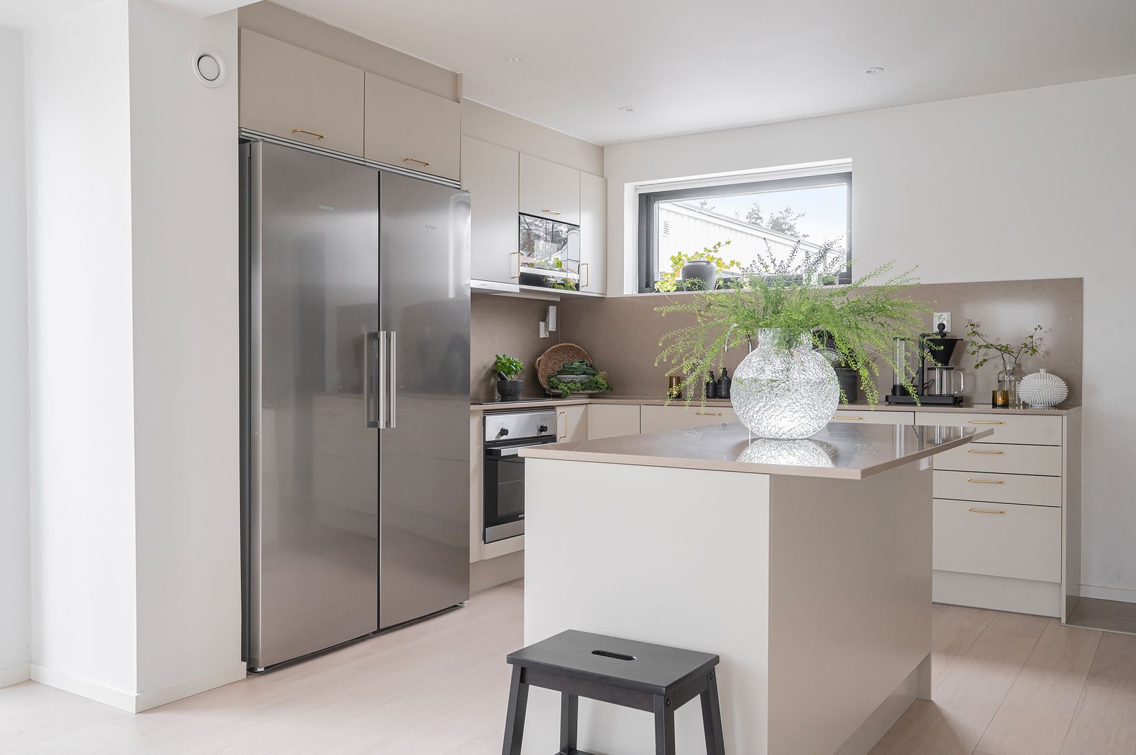 Radhus, Österängsvägen 23B, Gladö Kvarn, Huddinge