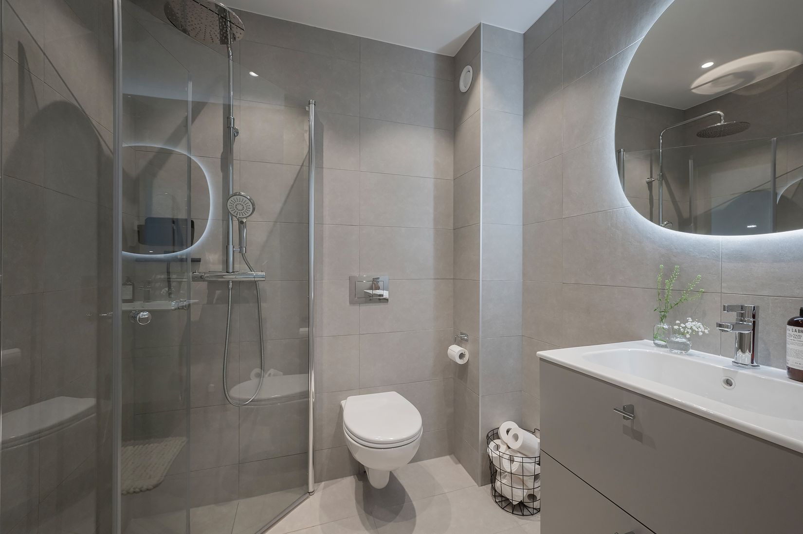 Radhus, Österängsvägen 23B, Gladö Kvarn, Huddinge