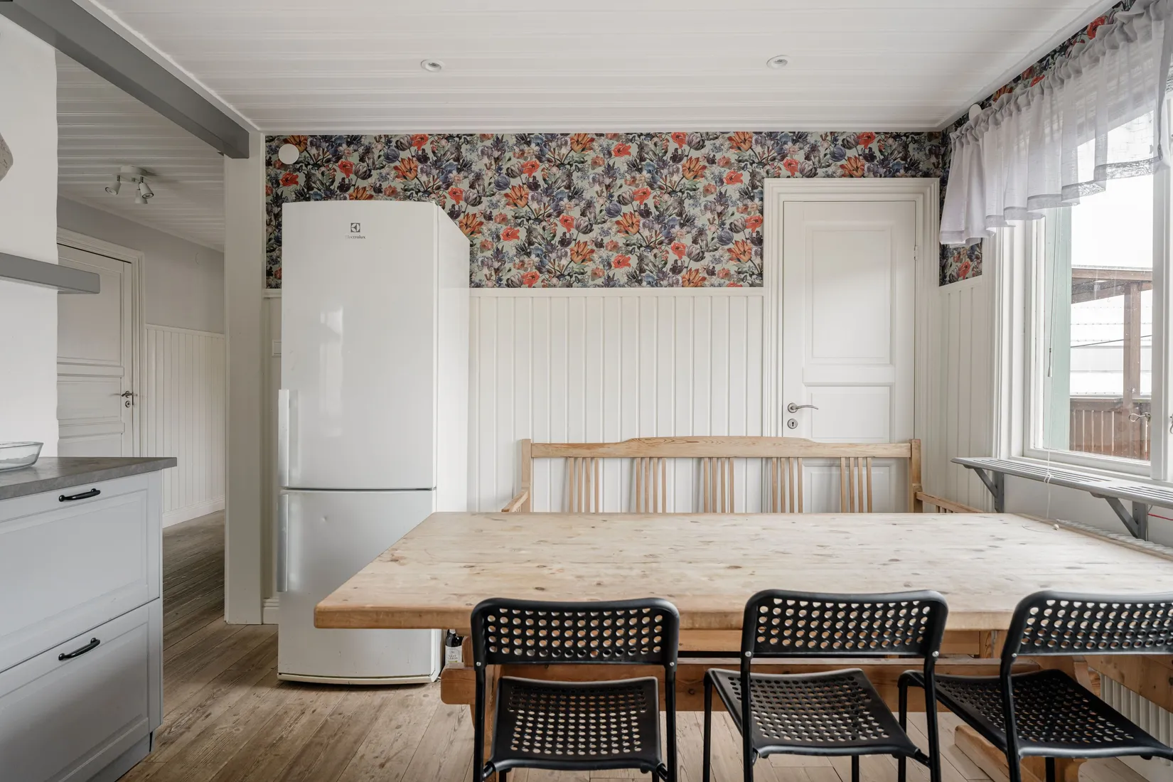 Villa, Dalhemsvägen 18, Centrala Huddinge, Huddinge