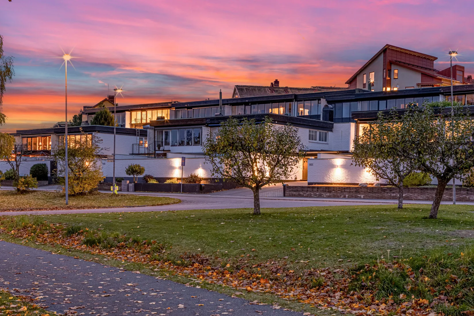 Villa, Radhus, Söndrumsvägen 26F, Rotorp, Halmstad