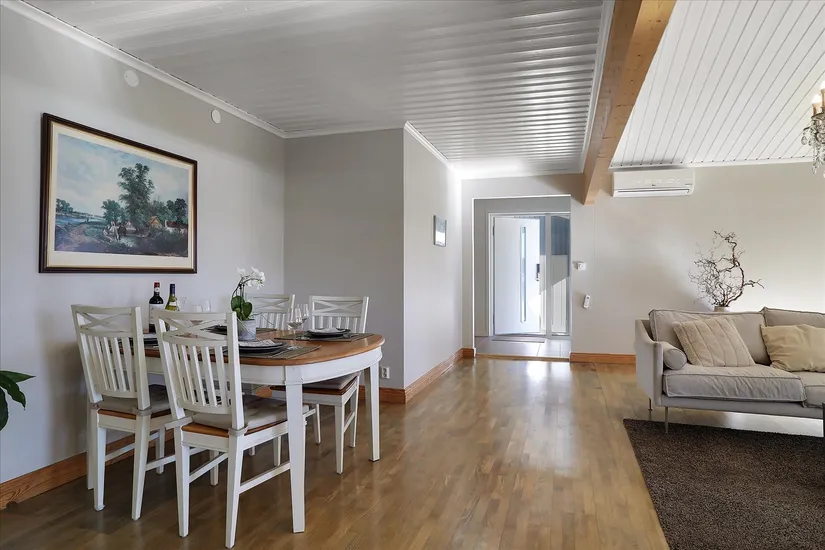 Villa, Sandbryggevägen 8, Sunningen, Uddevalla