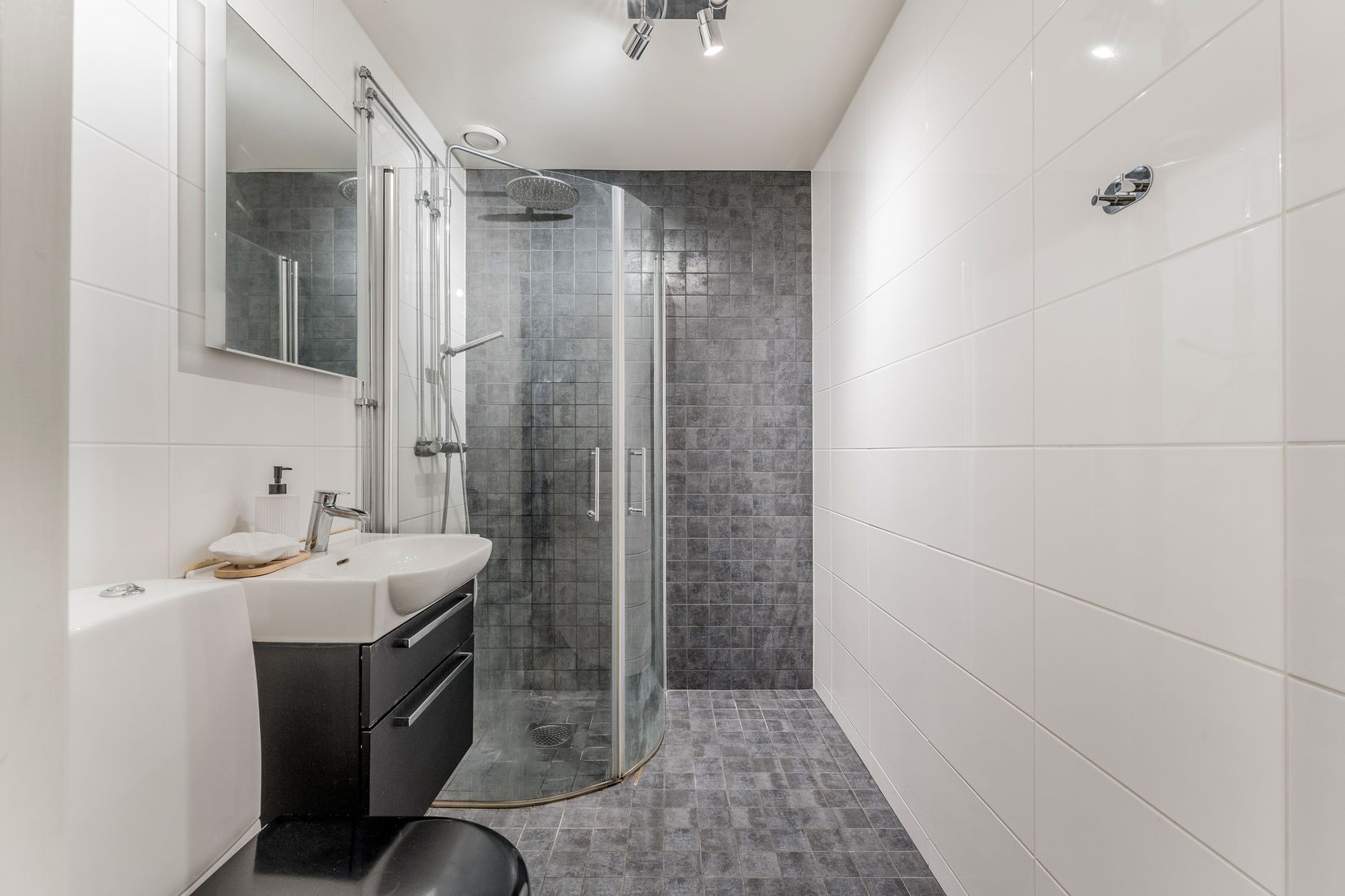 Radhus, Scheelegatan 12A, Sanden, Flen