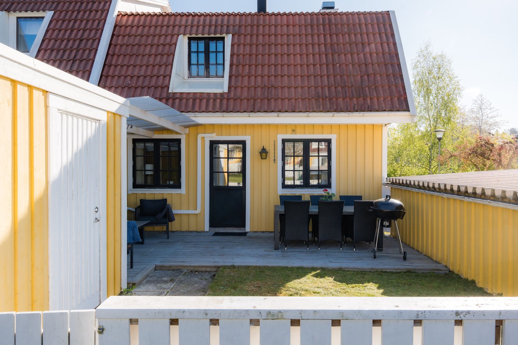 Radhus, Scheelegatan 12A, Sanden, Flen