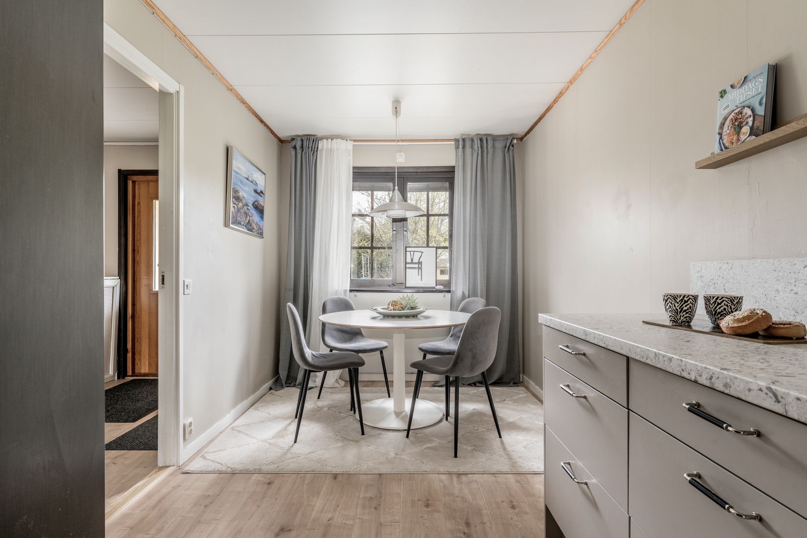 Radhus, Scheelegatan 12A, Sanden, Flen