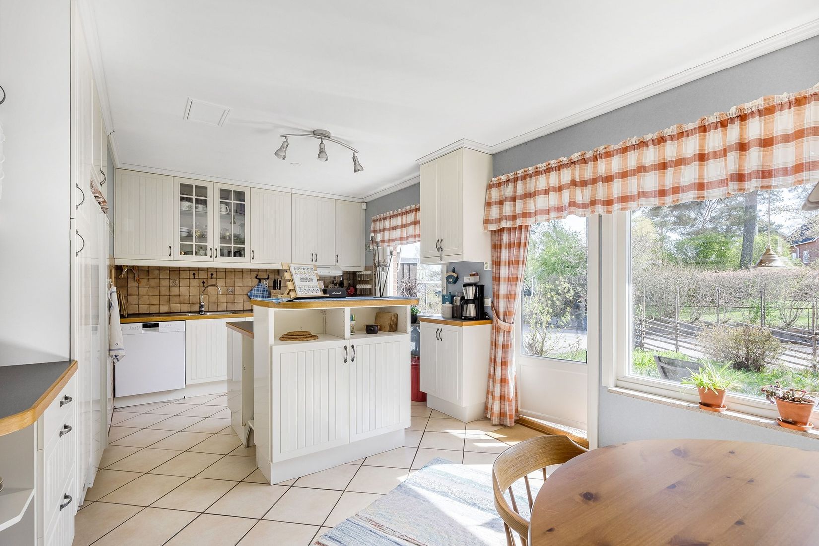 Radhus, Järpstigen 12, Storgärdet, Strängnäs