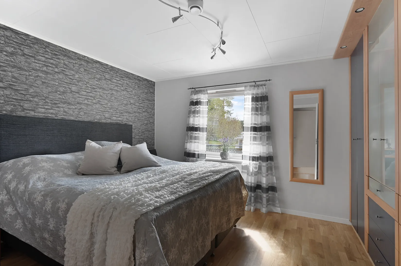 Villa, Biskop Nils väg 34, Stäket, Järfälla