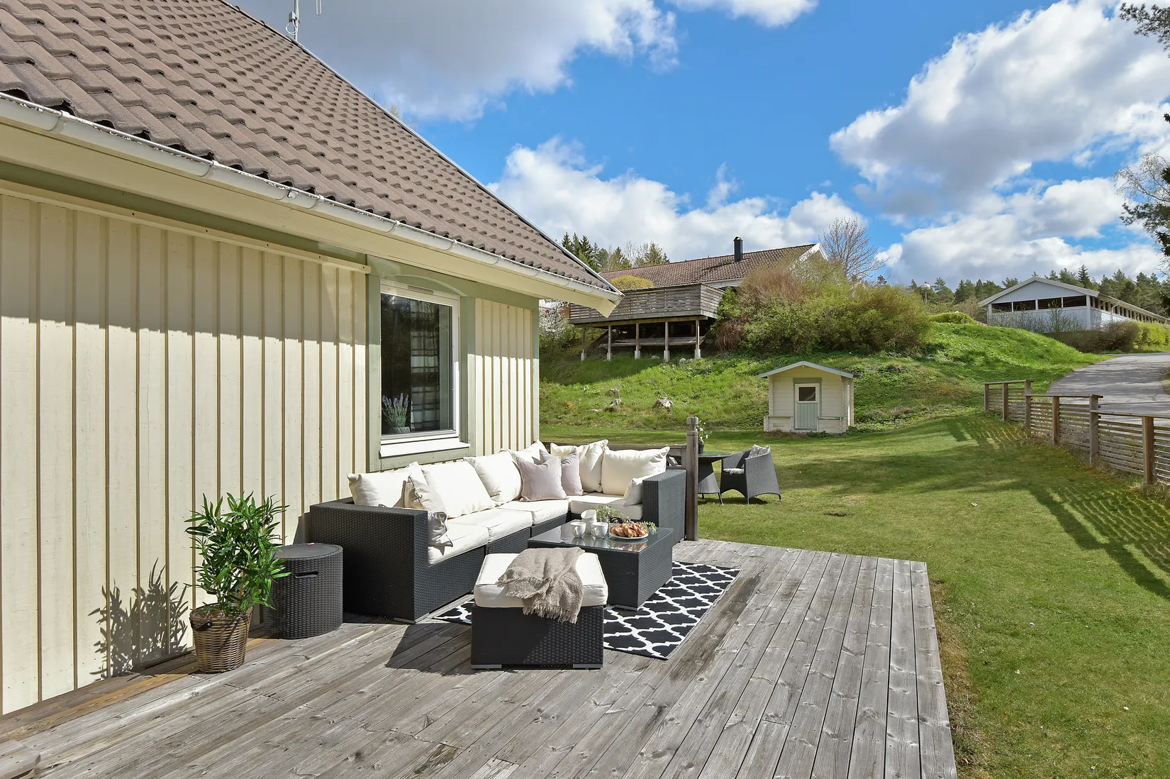 Villa, Biskop Nils väg 34, Stäket, Järfälla