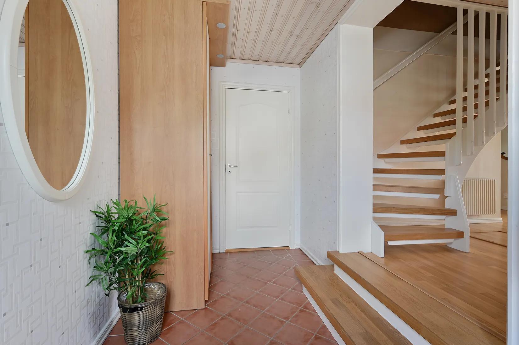 Villa, Biskop Nils väg 34, Stäket, Järfälla