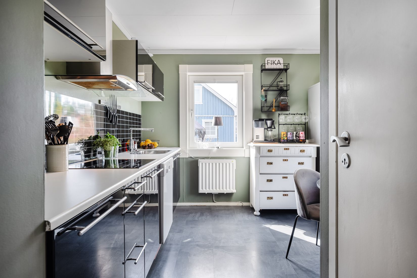 Villa, Råvägen 3, Hamrångefjärden, Gävle