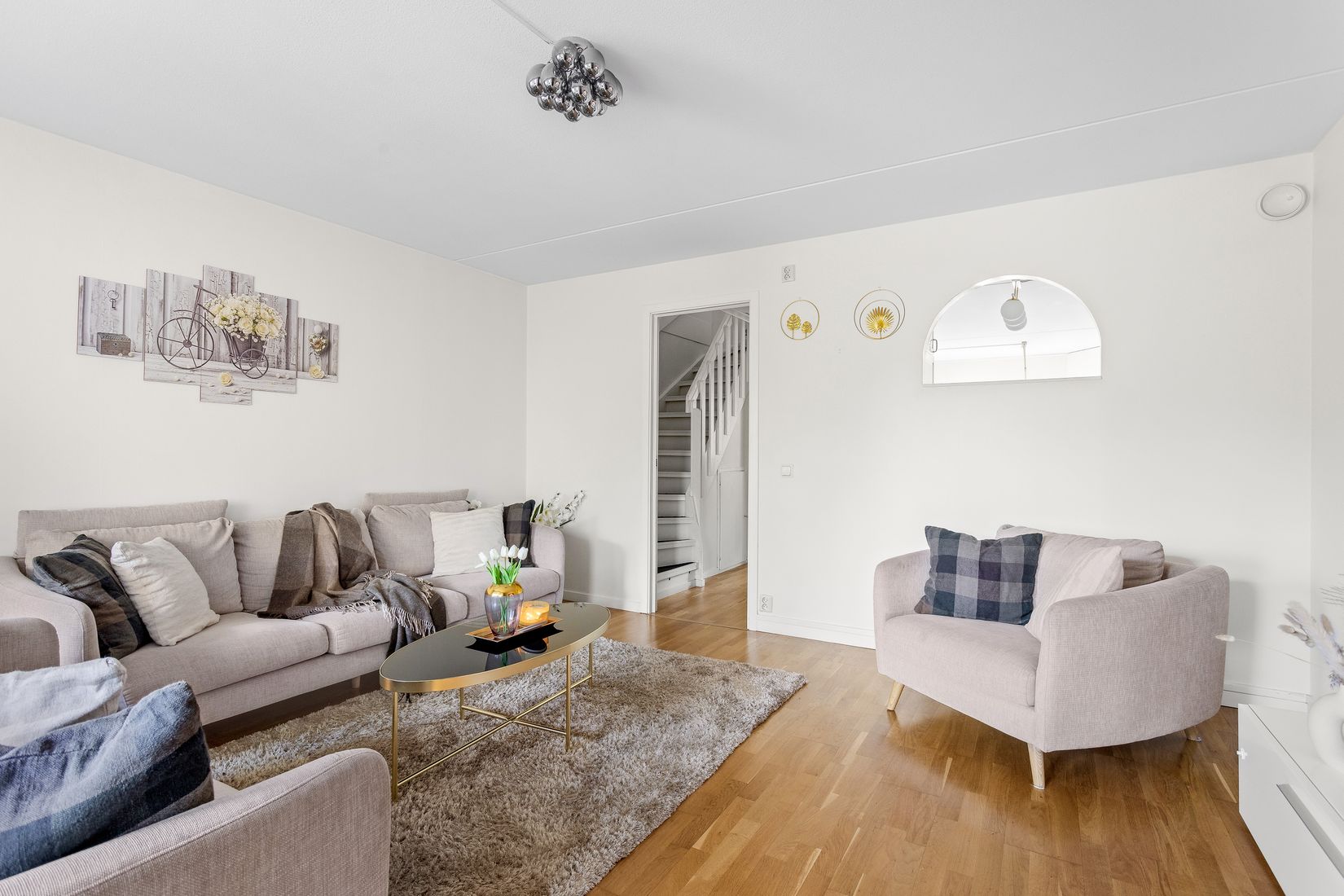 Bostadsrätt, Radhus, Trålargränd 14, Viksjö, Järfälla