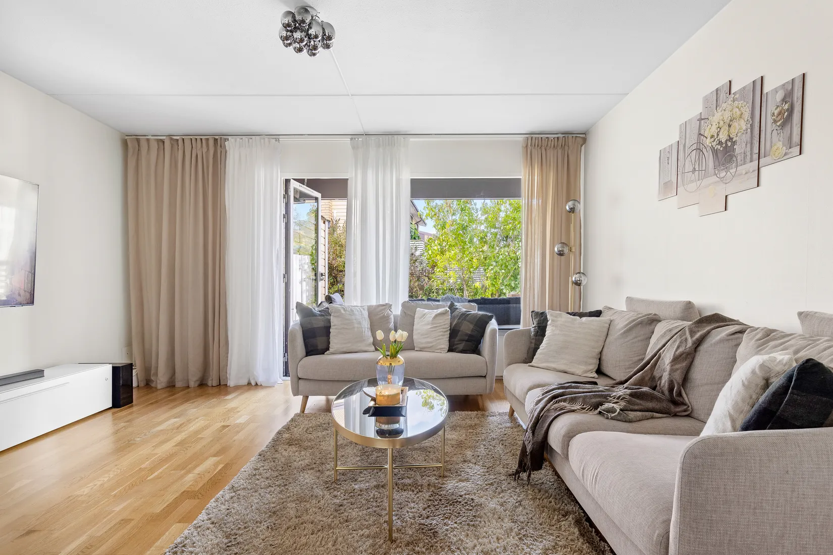 Bostadsrätt, Radhus, Trålargränd 14, Viksjö, Järfälla