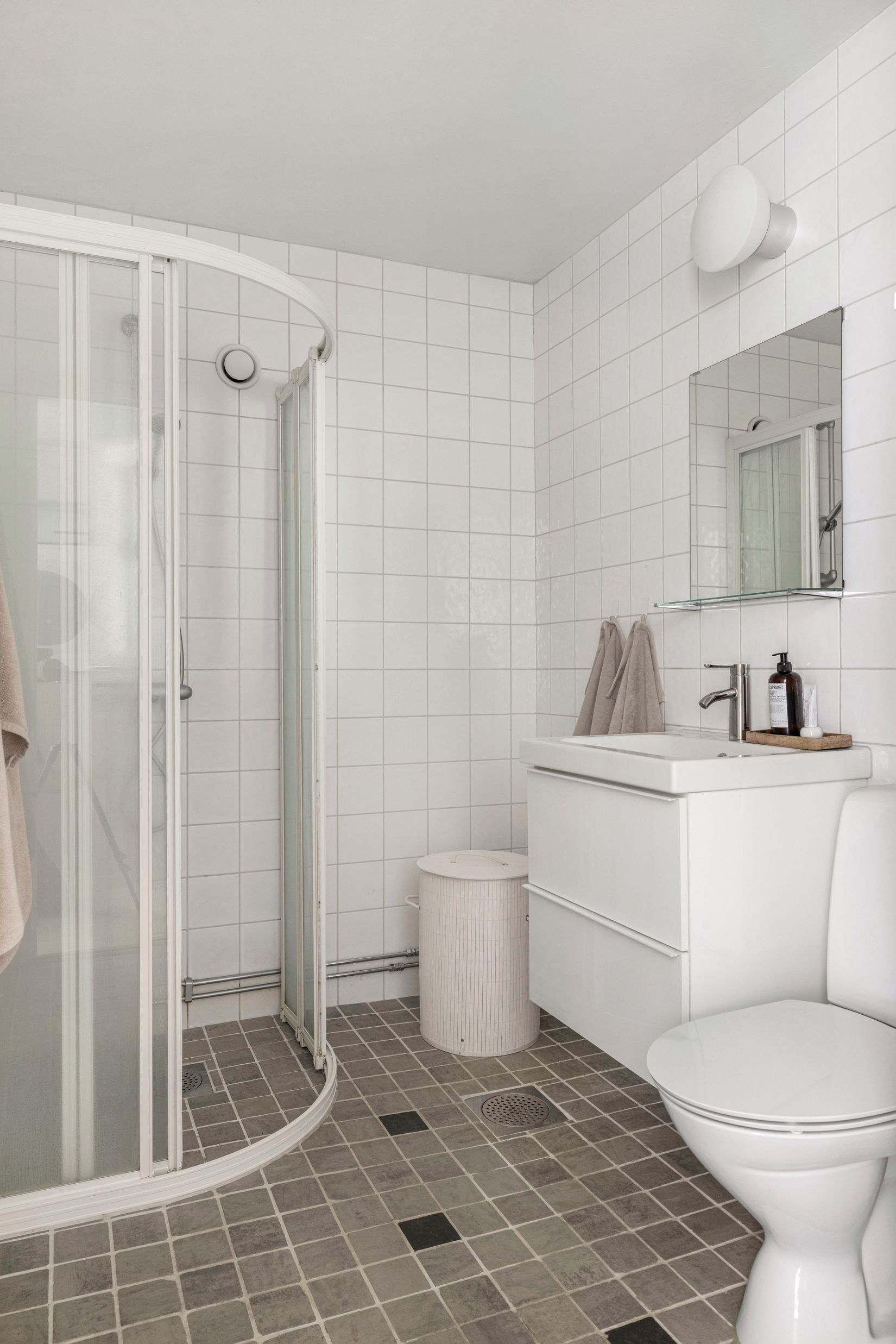 Bostadsrätt, Kasten Rönnowsgatan 3e, Centrum, Halmstad