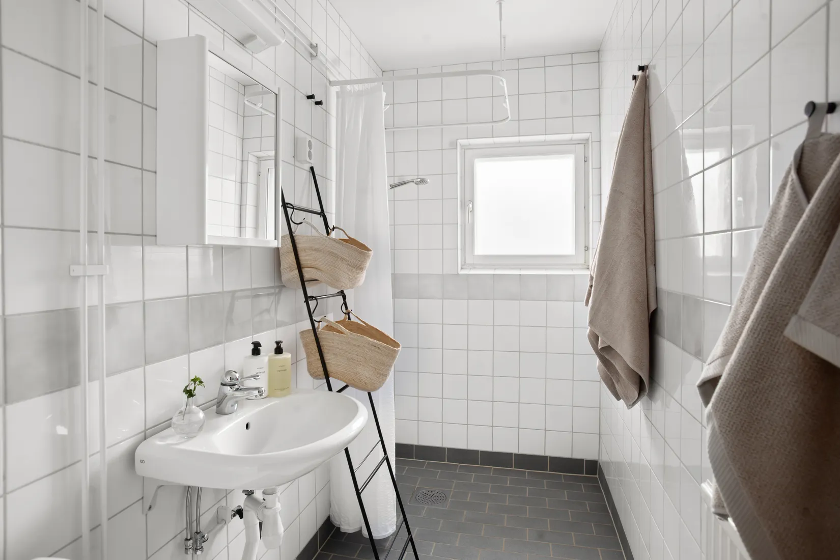 Bostadsrätt, Järnvägsallén 16D, Centralt, Umeå