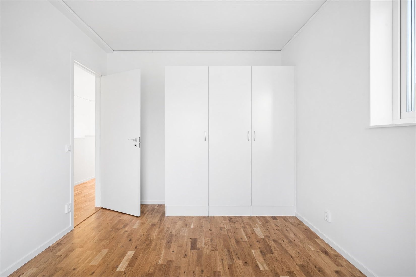 Radhus, Lövsångarvägen 12c, Valsjöskogen, Margaretelund, Österåker