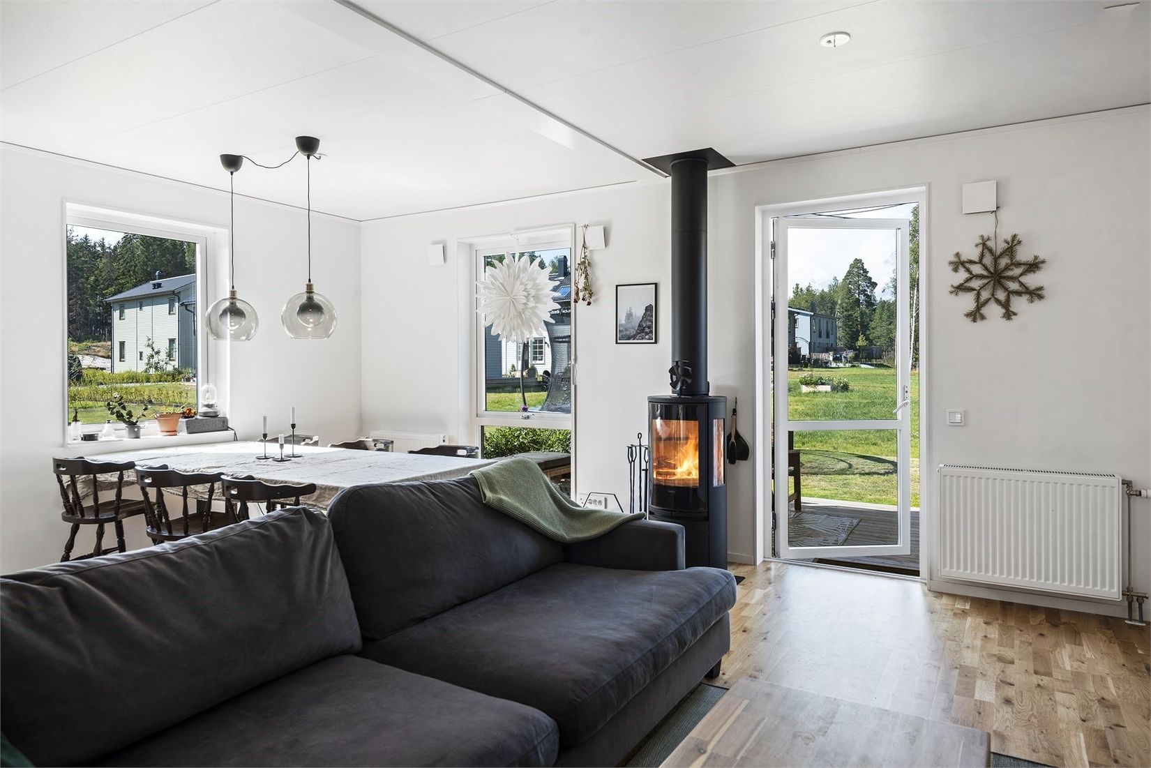 Radhus, Lövsångarvägen 12c, Valsjöskogen, Margaretelund, Österåker