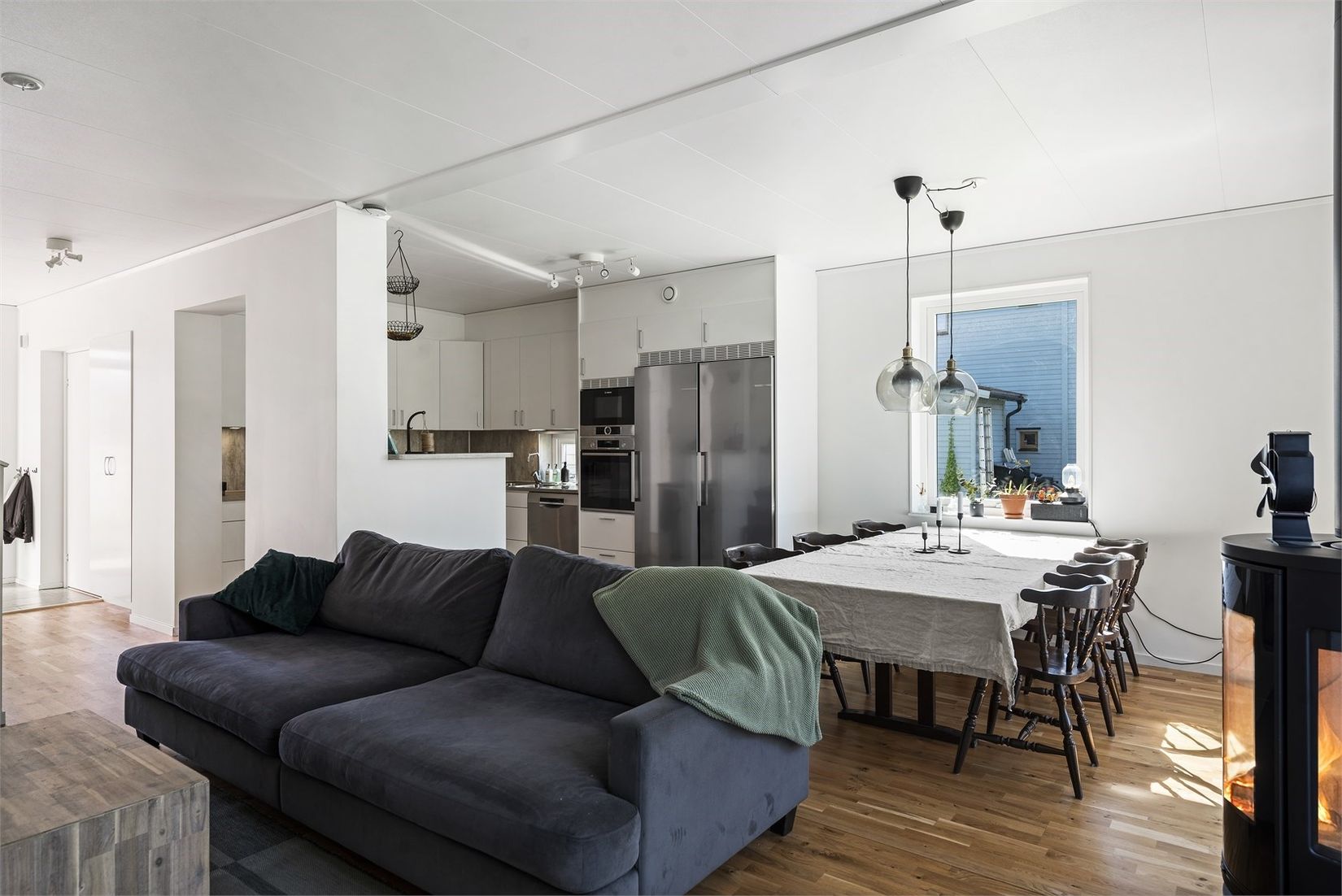 Radhus, Lövsångarvägen 12c, Valsjöskogen, Margaretelund, Österåker