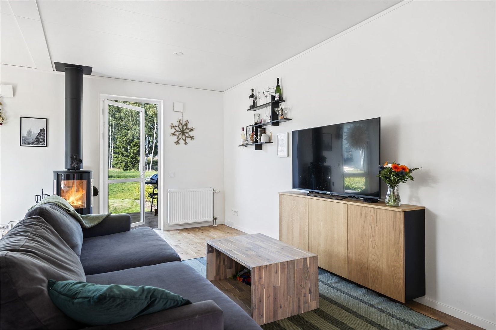 Radhus, Lövsångarvägen 12c, Valsjöskogen, Margaretelund, Österåker