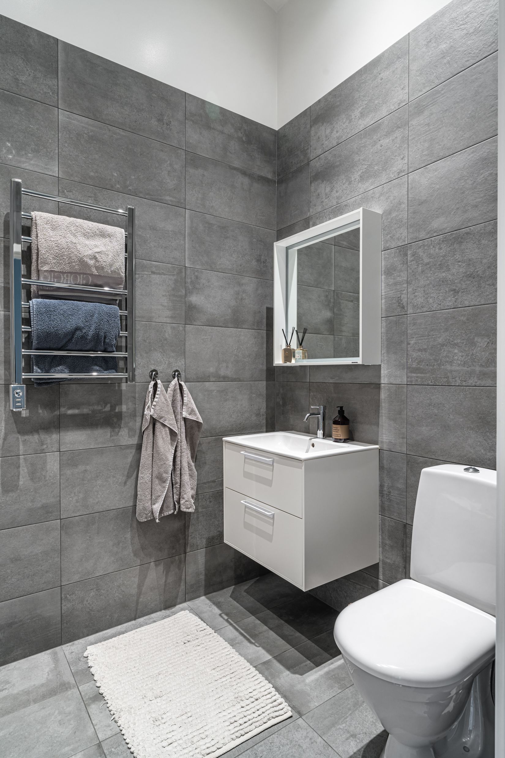 Bostadsrätt, Radhus, LÖTVÄGEN 33A, Svinninge, Österåker