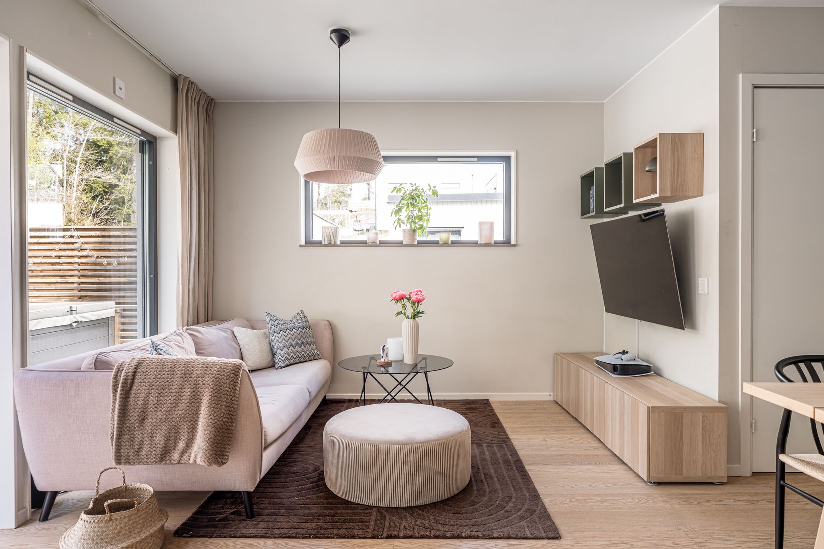 Bostadsrätt, Radhus, LÖTVÄGEN 33A, Svinninge, Österåker