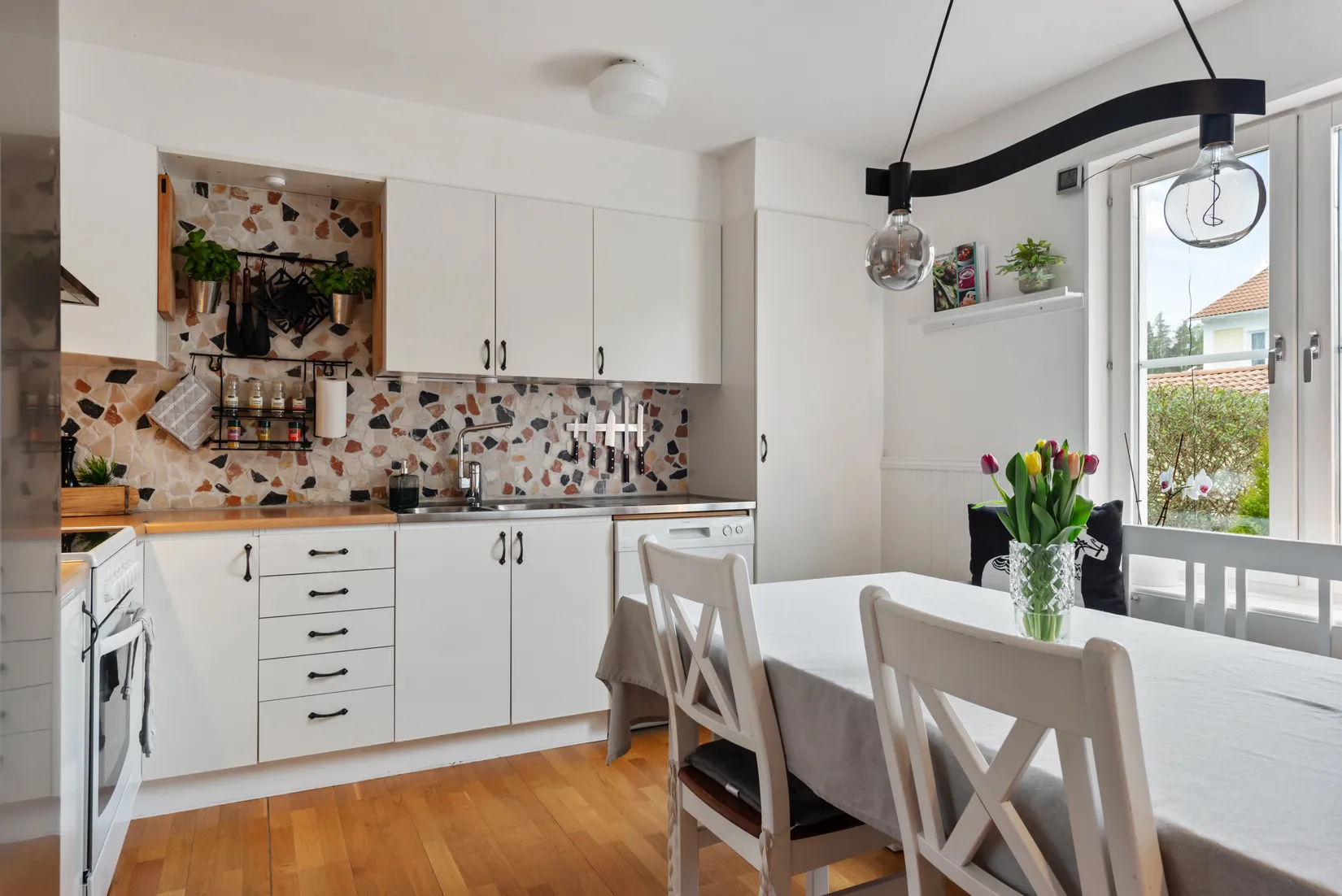 Bostadsrätt, Radhus, Skogsfruvägen 26, Rimbo - Västertorp, Norrtälje