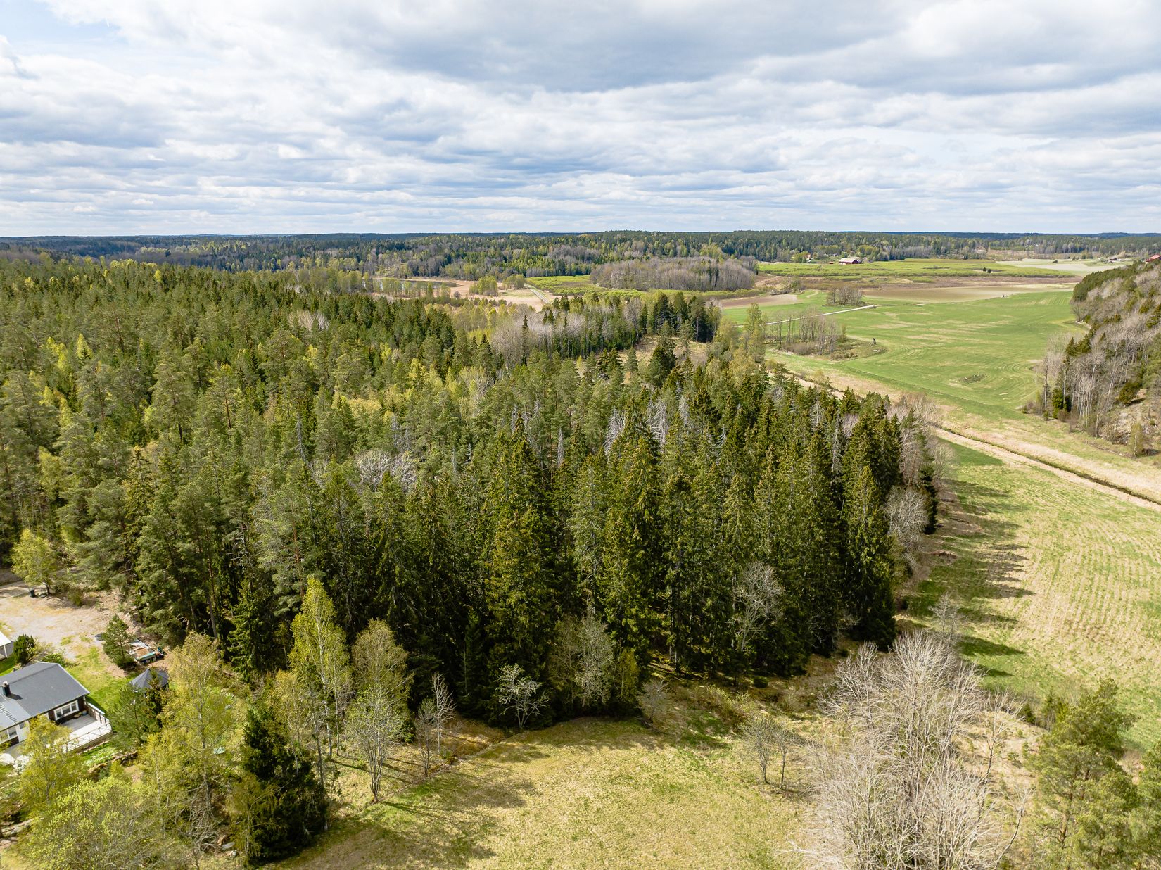 Tomt, Gnesta, Lantligt, Gnesta