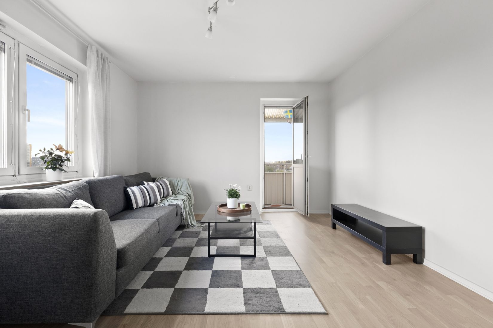 Bostadsrätt, Regementsgatan 56, Norra Frösunda, Solna