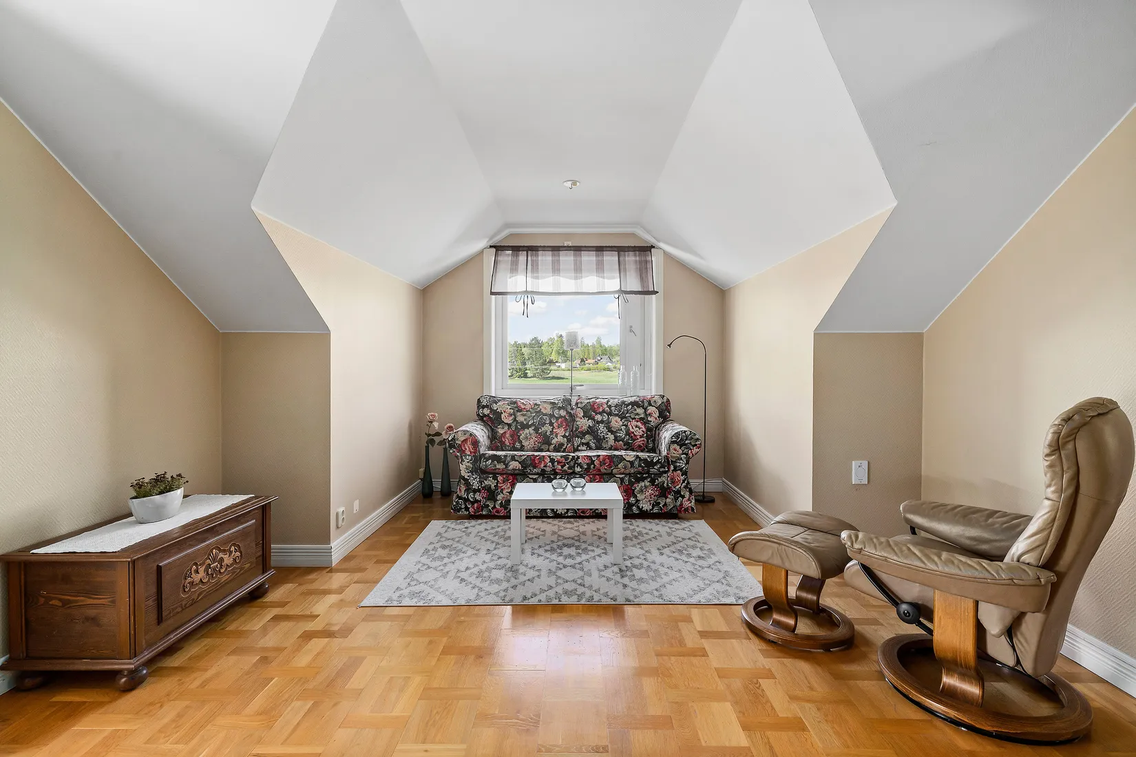 Villa, Mossmyran 142, Rosersberg - Norrsunda Skoby, Sigtuna