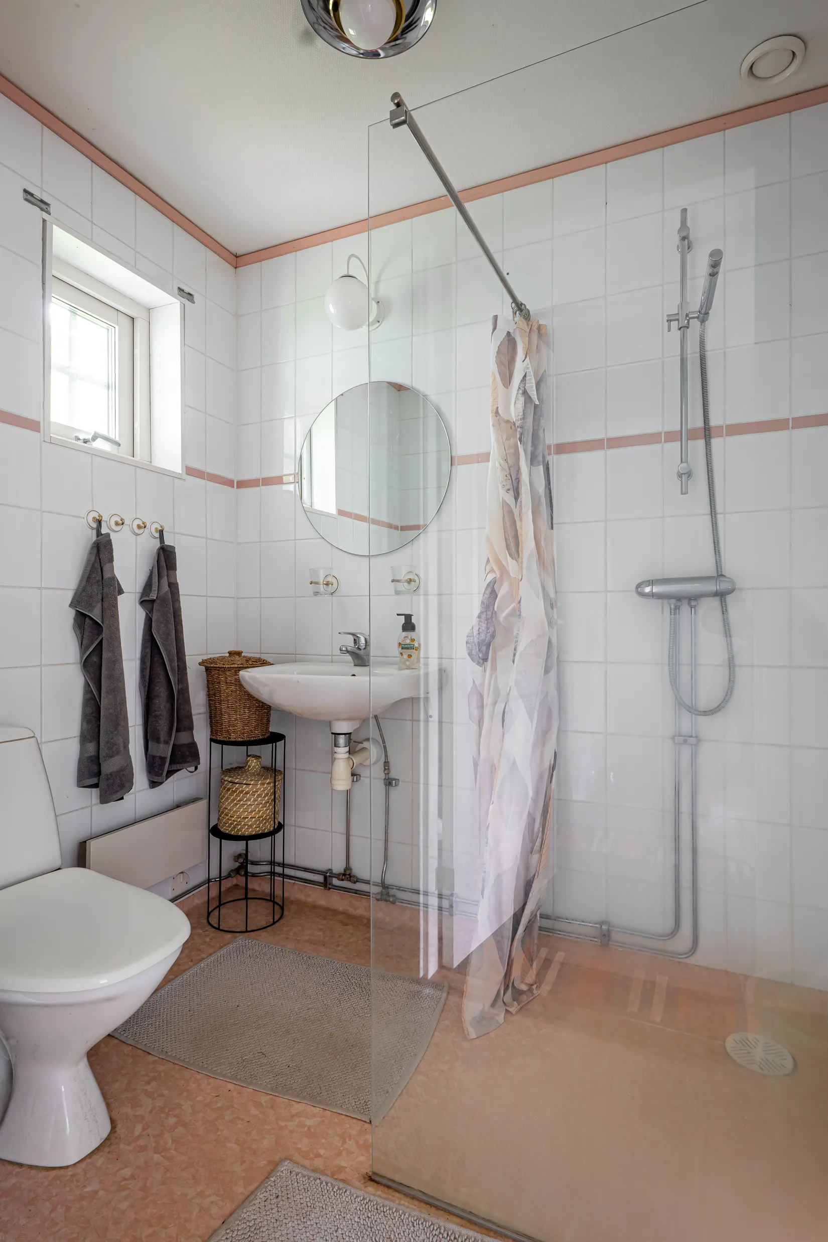 Villa, Vitared Ringvägen 11, Hökensås, Tidaholm