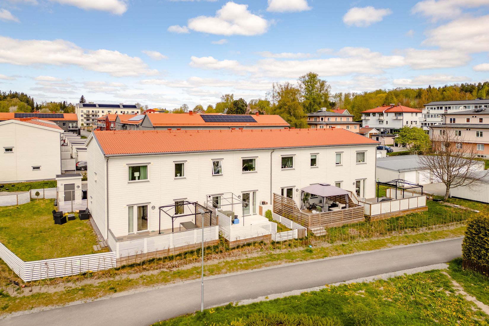 Bostadsrätt, Radhus, Björkvallen 62, Gamla Bålsta, Håbo