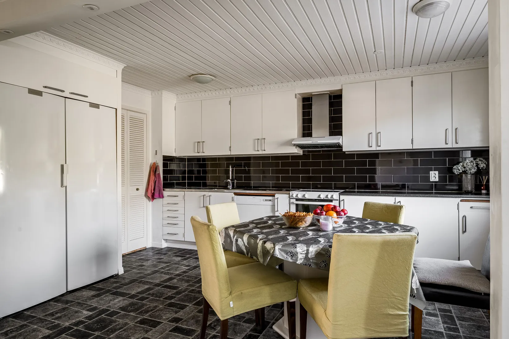 Villa, Radhus, Norsvägen 36, Tumba - Vretarna, Botkyrka