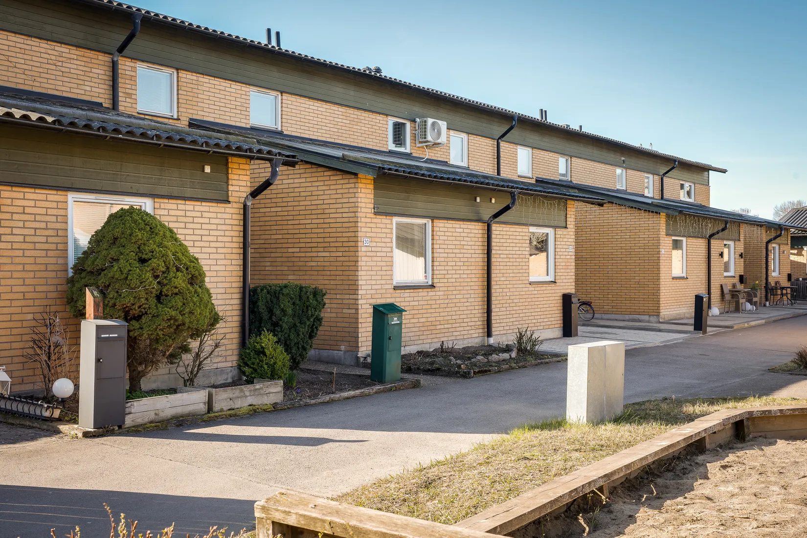 Villa, Radhus, Torsten Fogelqvists gata 30, Klockaretorpet, Norrköping