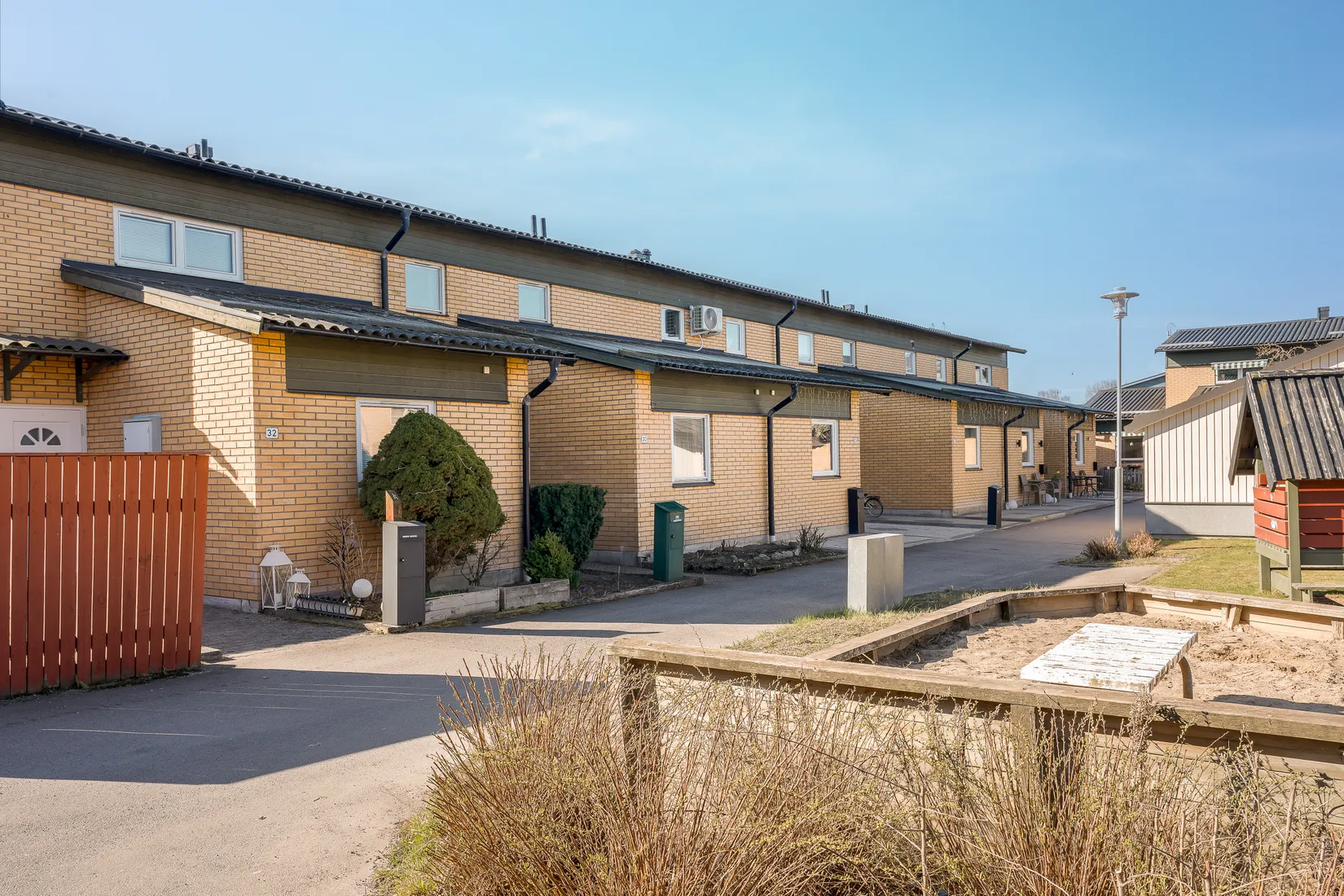 Villa, Radhus, Torsten Fogelqvists gata 30, Klockaretorpet, Norrköping