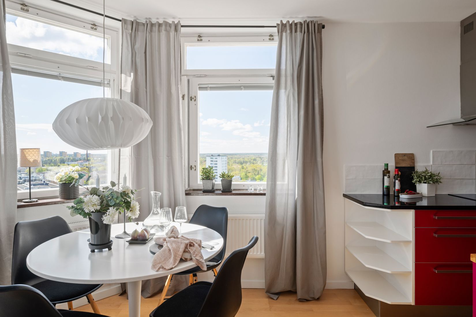 Bostadsrätt, Farstavägen 91, Farsta centrum, Stockholm